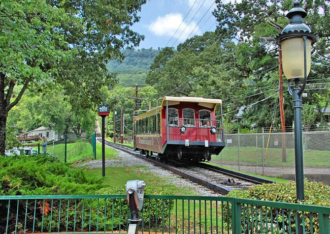Lookout Mountain Inclined Railway - Chattanooga, Tennessee
