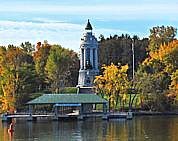 Champlain Memorial Lighthouse - Lakeside view