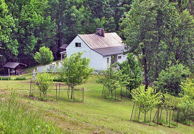 Johnson Farmhouse - Blue Ridge Parkway, Bedford, Virginia