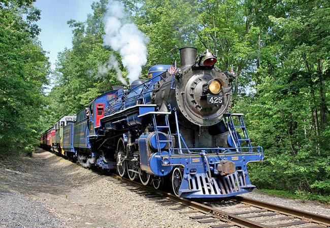 Reading Blue Mountain & Northern Railroad - Port Clinton, Pennsylvania