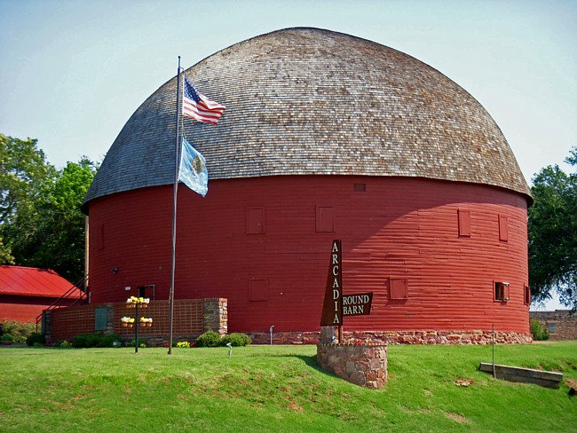 Round Barn - Route 66, Arcadia, Oklahoma