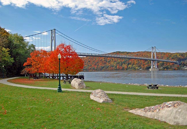 Waryas Park Promenade - Poughkeepsie, New York