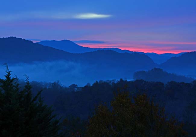 Sunrise - Great Smoky Mountains National Park, Tennessee-North Carolina