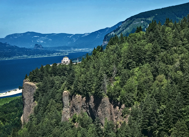 Crown Point Vista House - Columbia River Gorge, Corbett, Oregon