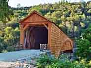 Bridgeport Covered Bridge - Penn Valley, California