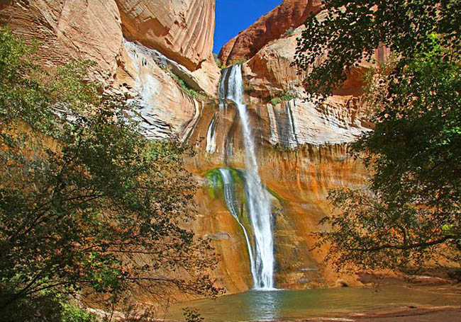 Lower Calf Creek Falls - Calf Creek Rec Area, Grand Staircase-Escalante National Monument, Utah