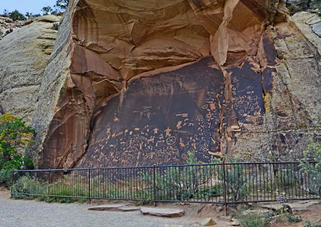 Newspaper Rock State Historical Monument - Monticello, Utah