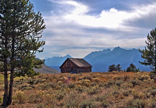 Sawtooth Mountains - Sawtooth Scenic Byway, Idaho