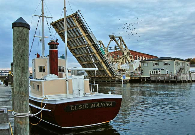 Mystic River Bascule Bridge - Mystic, Connecticut