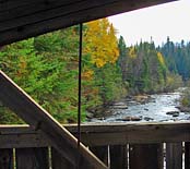 HAPPY CORNER BRIDGE - New Hampshire Covered Bridges