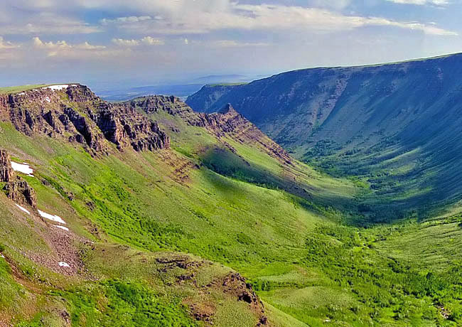 Kiger Gorge Overlook - Steens Mountain Wilderness, Diamond, Oregon